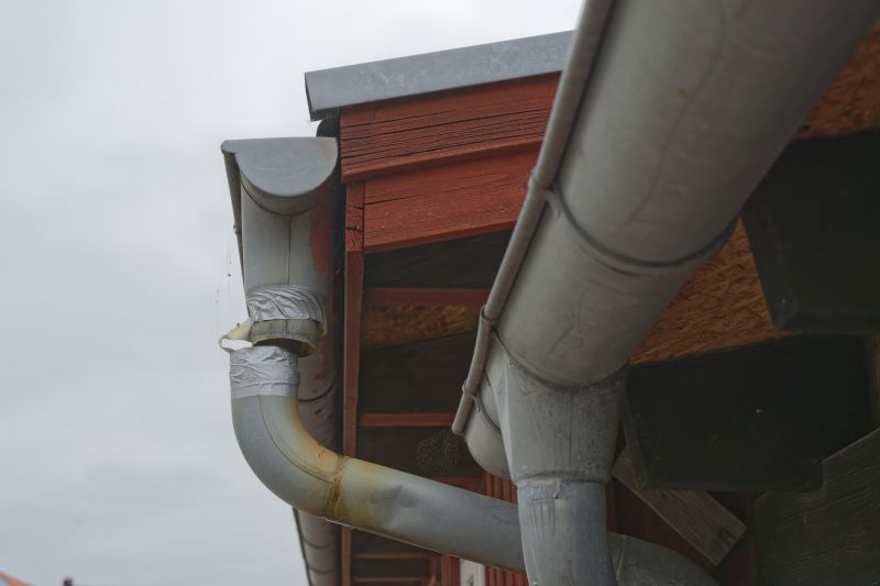 Rain Gutter Repair